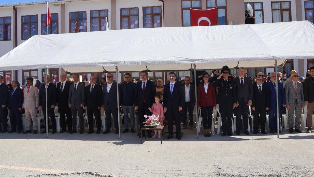 29 Ekim Cumhuriyet Bayramı kutlama töreni büyük bir coşkuyla gerçekleştirildi